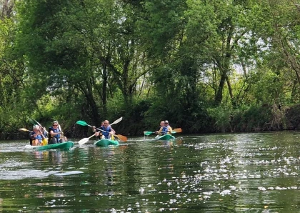Descente canoë dans la Vallée de l’Aveyron une EXPERENCE NATURE : descente canoë-kayak libre (ou avec un guide nous contacter). - Expérience Tarn