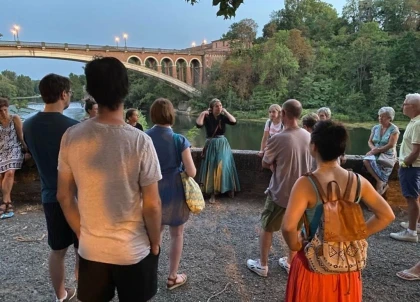 Visite guidée de Gaillac en soirée avec Marianne et sa besace - Expérience Tarn